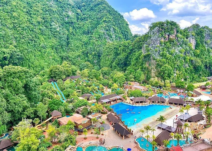 Hotspring 2 Room Suite With Themepark View Sunway Onsen 8 Pax