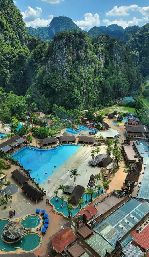 Hotspring 2 With Themepark View Sunway Onsen 8 Pax Apartment *