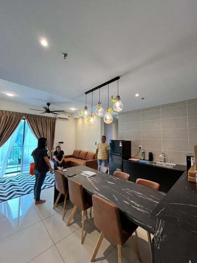Hotspring 2 With Themepark View Sunway Onsen 8 Pax Apartment Tambun