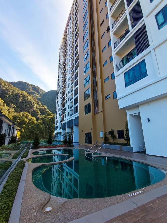 Hotspring 2 With Themepark View Sunway Onsen 8 Pax